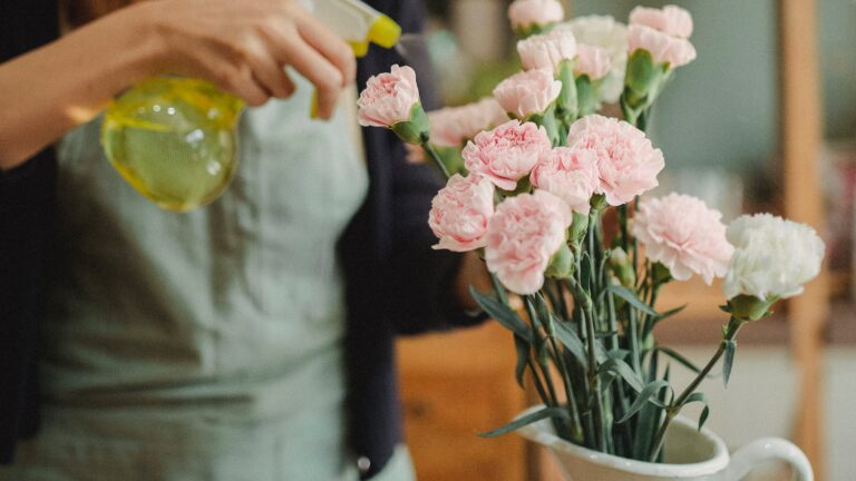 How do florists keep flowers fresh?